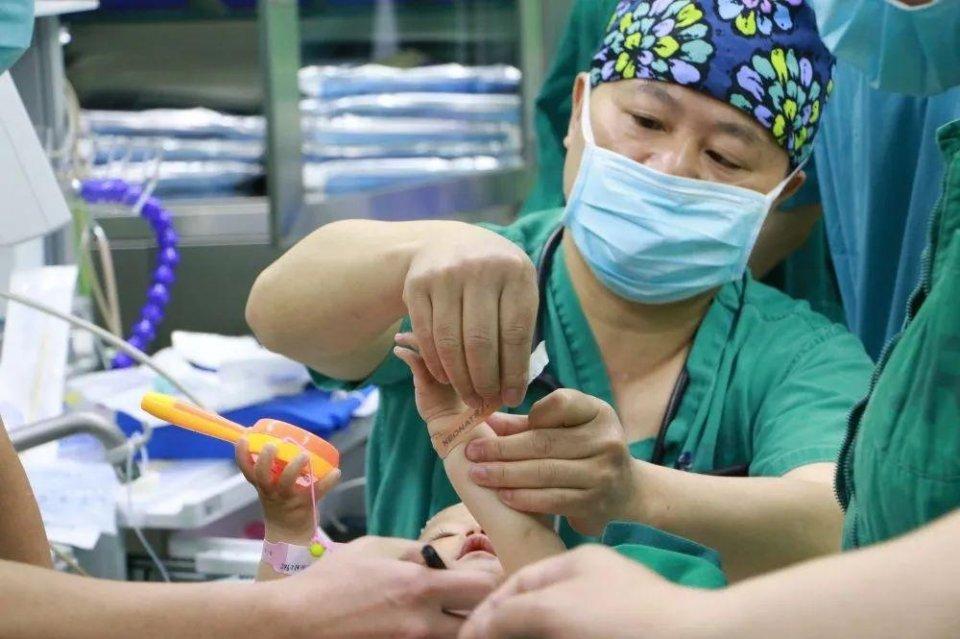 宣恩县妇婴监护型护送